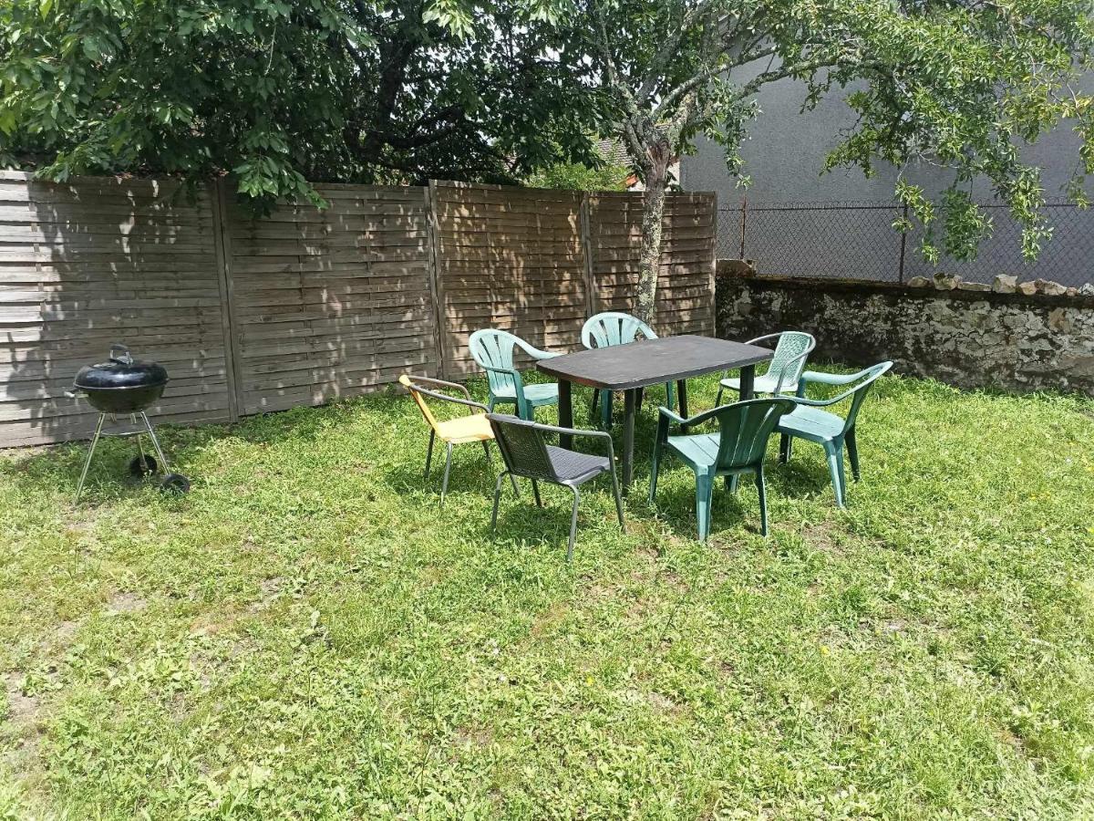 Cap Nature - T3 Et T4 En Perigord Vert - Ideal Pros Et Groupes Max 18P Champniers-et-Reilhac Exterior photo