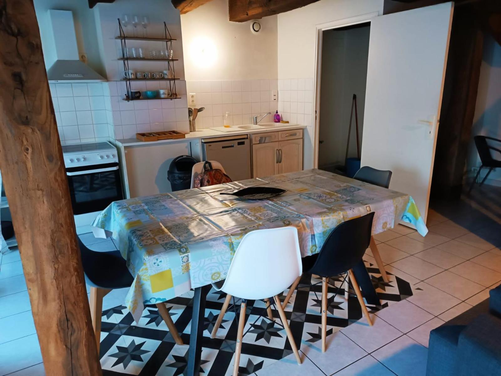 Cap Nature - T3 Et T4 En Perigord Vert - Ideal Pros Et Groupes Max 18P Champniers-et-Reilhac Exterior photo